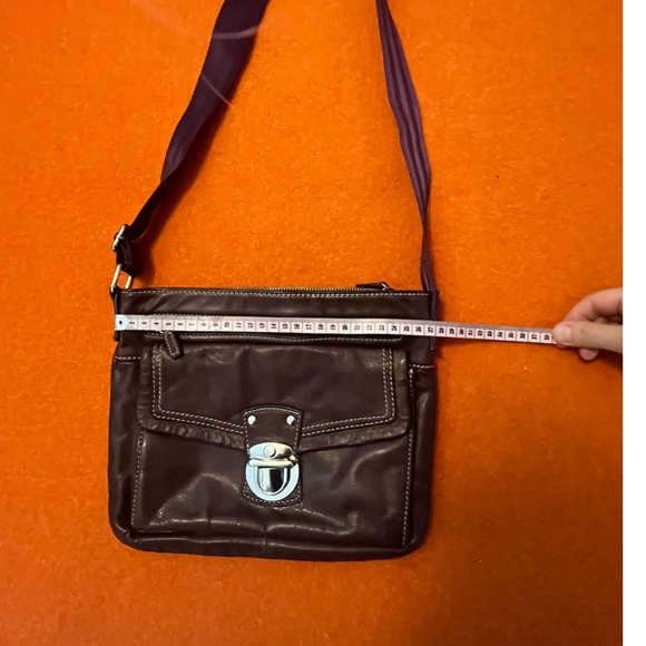 Danier dark purple real leather crossbody shoulder bag purse EUC - Picture 8 of 10
